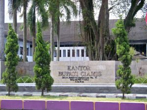 Bupati Ciamis lantik 31 orang jabatan Administrator dan Jabatan Pengawas di lingkungan Pemerintah Kabupaten Ciamis