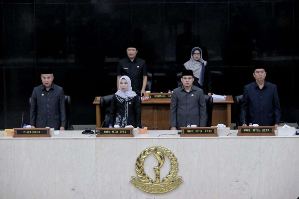 Pj Gubernur Jawa Barat Tanda Tangani Nota Kesepakatan Perubahan KUA-PPAS Tahun Anggaran 2023