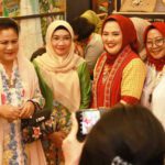 Kriyanusa 2023, Ketua Dekranasda Provinsi Banten Promosikan Tenun Baduy dan Tas Rajut