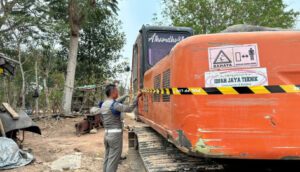 Satpol PP Kabupaten Tangerang Hentikan Aktivitas Gali Uruk di Gunung Kaler