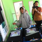 Gerakan Ekonomi di Cikasungka, Pemkab Tangerang Berikan Bantuan Mesin Jahit, Obras, Sablon dan Alat Budidaya Lele