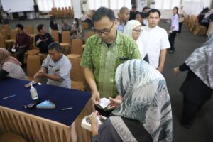 Waspada Penyalahgunaan Narkoba, Kemendagri Gelar Tes Urine untuk Pegawai