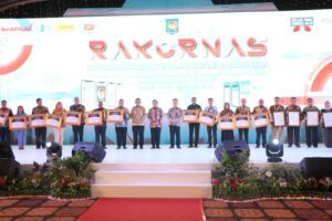 Capai Aktivasi IKD Tertinggi, 13 Disdukcapil Sabet Penghargaan Dukcapil Prima Award