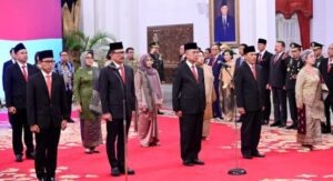 Presiden Jokowi Lantik Anggota Komisi Kejaksaan di Istana Negara