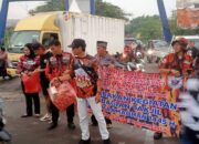 PAC & Ranting Pemuda Pancasila Kecamatan Leuwiliang Membagikan 1000 Paket Boks Makanan.