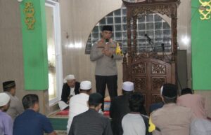 Kapolres Metro Jakarta Barat Gelar Safari Ramadhan, Sahur Bersama dan Shubuh Keliling di Masjid Nurul Huda