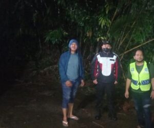 Polsek Babakan Madang dan Instansi Terkait Lakukan Evakuasi Pencarian Korban Bencana Alam Tanah Longsor di Desa Sentul, Babakan Madang
