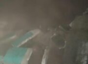 POLSEK TAMANSARI CEK LOKASI TERKAIT MUSIBAH TANAH LONGSOR DIKETAHUI TIDAK ADA KORBAN JIWA HANYA KERUGIAN MATERI