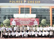 Polres Gresik Apresiasi Anggota Berprestasi Langsung Diberi Penghargaan