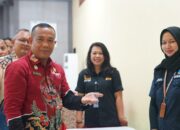 Komitmen Berantas Narkoba, Lapas Surabaya Gelar Tes Urine