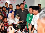 Presiden Jokowi: Kenaikan UKT Dibatalkan untuk Tahun Ini
