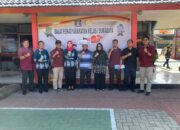 Dua orang Napiter Lapas Surabaya Jalani Pembebasan Bersyarat