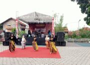 Mahasiswa UMBARA Peduli Gen Z Gelar Aksi Nyata Pagelaran Seni Budaya Sunda Bogor Raya Berbudaya .