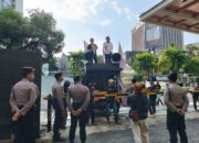 Sertijab Kakanwil Kemenkumham Jatim Dihadiahi Aksi Demonstrasi