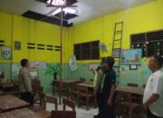 Kapolsek Krian Tinjau Langsung Kerusakan Plafon Kelas SDN Sidomojo
