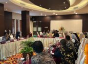 Stikosa AWS dan Puskakom Kembali Menggelar Sekolah Legislatif