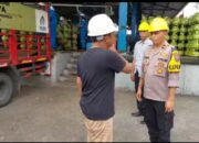 Kapolsek Krian Pantau Distribusi LPG 3 Kg di SPBE PT Indotana Aryanusa, Pastikan Tidak Ada Kelangkaan Di Wilayah Krian
