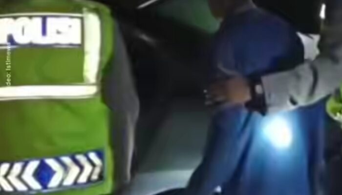 Aksi Bejad Ayah Kandung Perkosa Putri Kandung nya Sendiri Di Cianjur