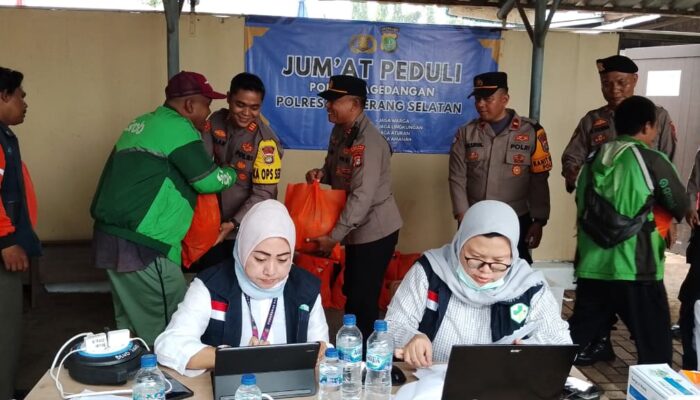 Polsek Pagedangan Polres Tangerang Selatan Gelar Jumat Peduli