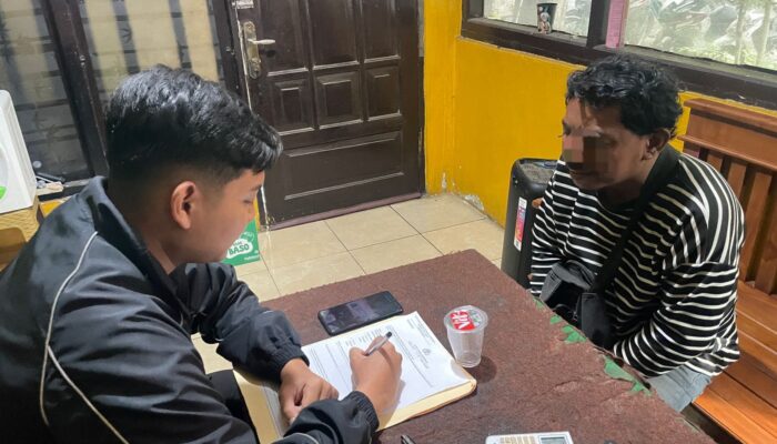 Warga Laporkan Peredaran Miras, Polres Gresik Sigap Amankan Puluhan Botol Arak Bali