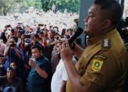 Bupati Bogor Rudy Suamanto Mendatangi Langsung Para Pendemo Di Kecamatan Cigudeg