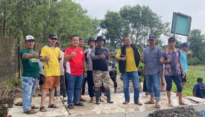 Sinergi Pemdes Tanjungbaru dan PT Jababeka Perbaiki Akses Jalan Rawagebang yang Terdampak Banjir