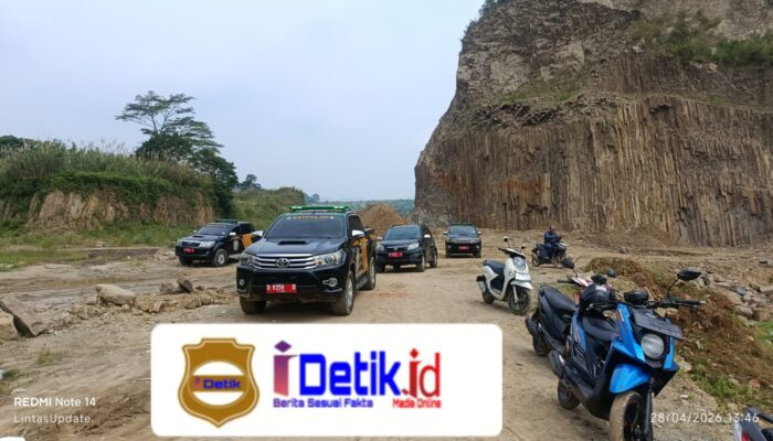 ​Satpol PP Jawa Barat Segel Tambang Ilegal di Cigudeg, Alat Berat Dipasang PPNS Line